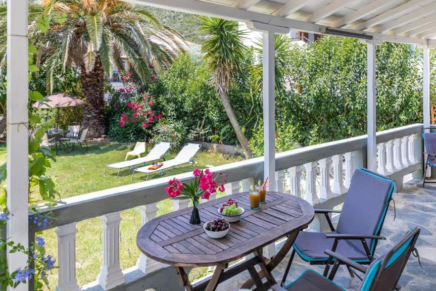 Myrto Holiday House Стафилос Экстерьер фото